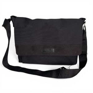 Kenneth Cole Classic Black Messenger Bag